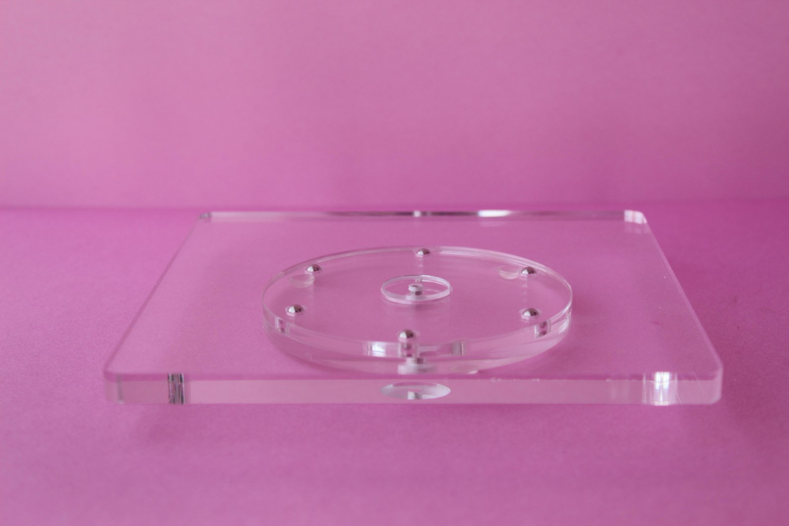 TURN TABLE